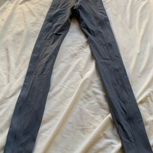 Lululemon Wunder Under high rise ribbed tights
